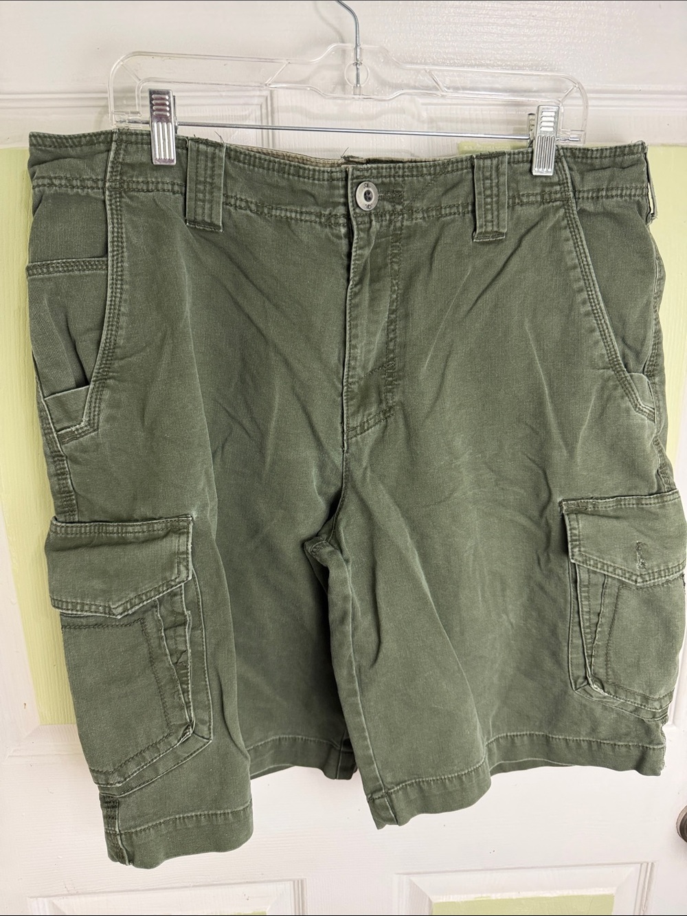 (2134) OP Olive Cargo Shorts with Utility Pockets, Size: 36